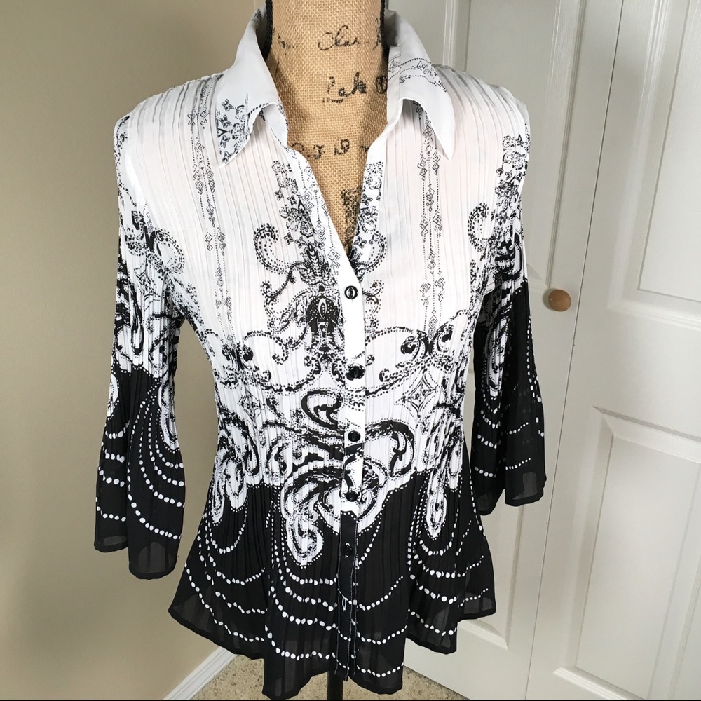 Studio 1940 Black & White Patterned Stretch Blouse